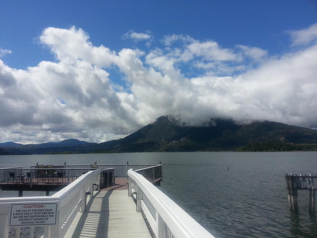 Lake Place Resort Glenhaven ภายนอก รูปภาพ